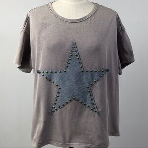Easel Studded Denim Star Graphic Tee Gray Short Sleeve Top M